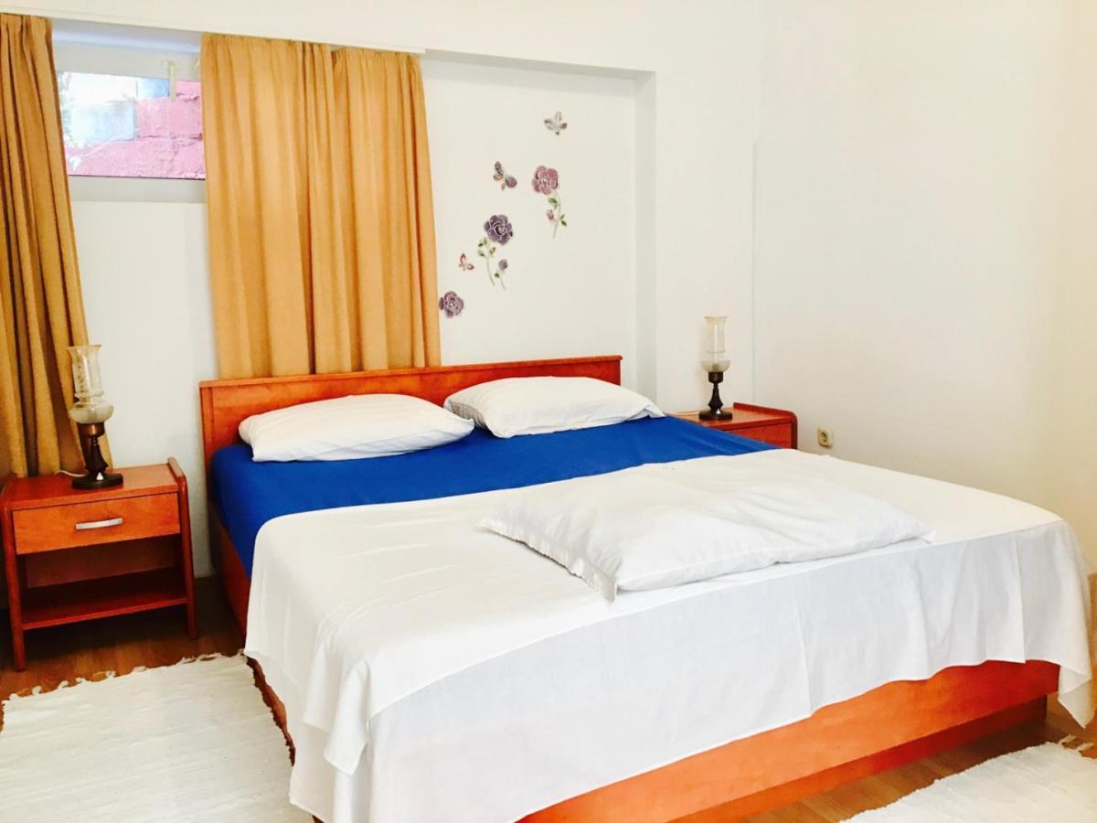 2Bedroom Apartment Lapad Дубровник Екстериор снимка