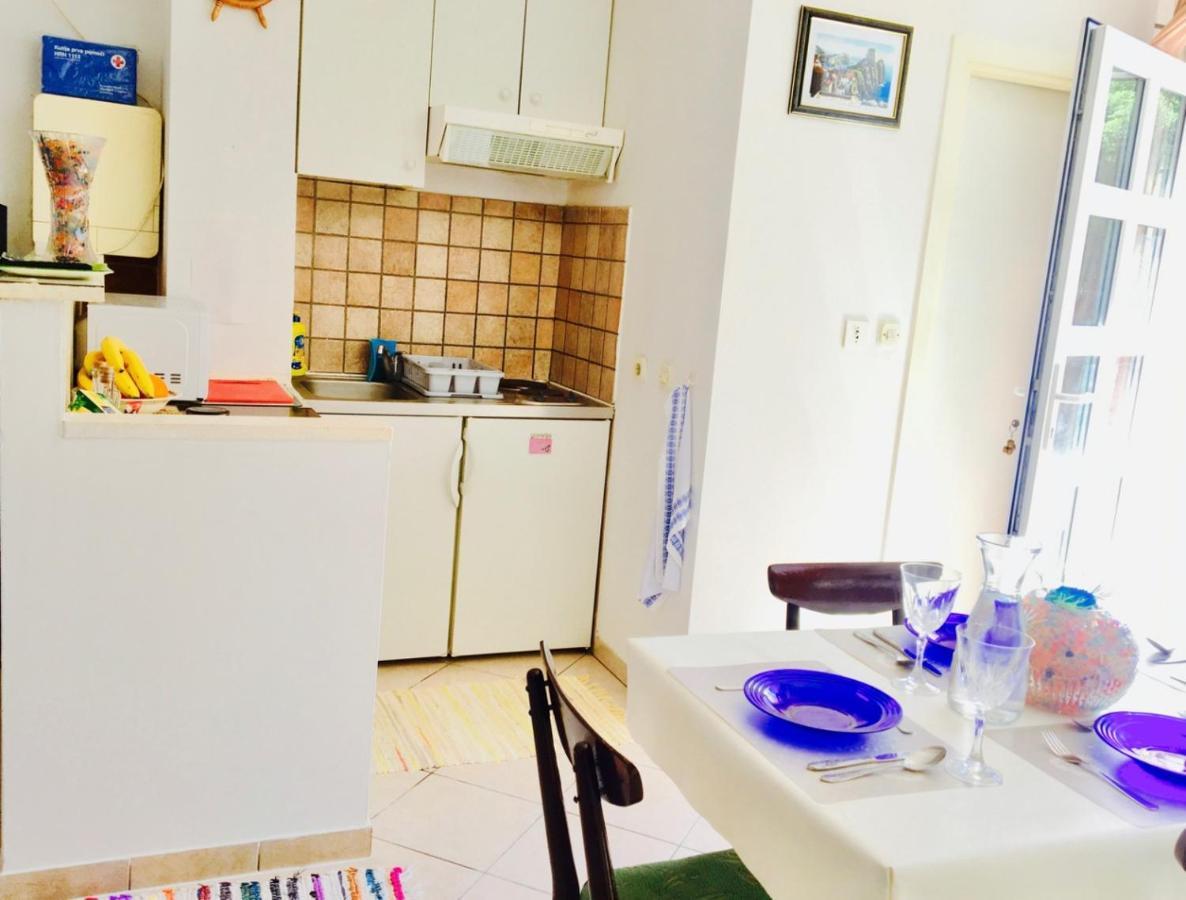 2Bedroom Apartment Lapad Дубровник Екстериор снимка
